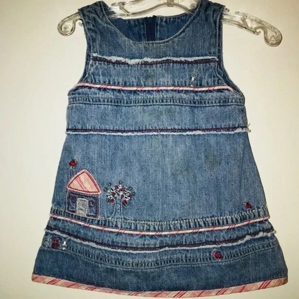 Cute Vintage LOOKING Embroidered Jumper Baby Girl Denim Dress 18mos
